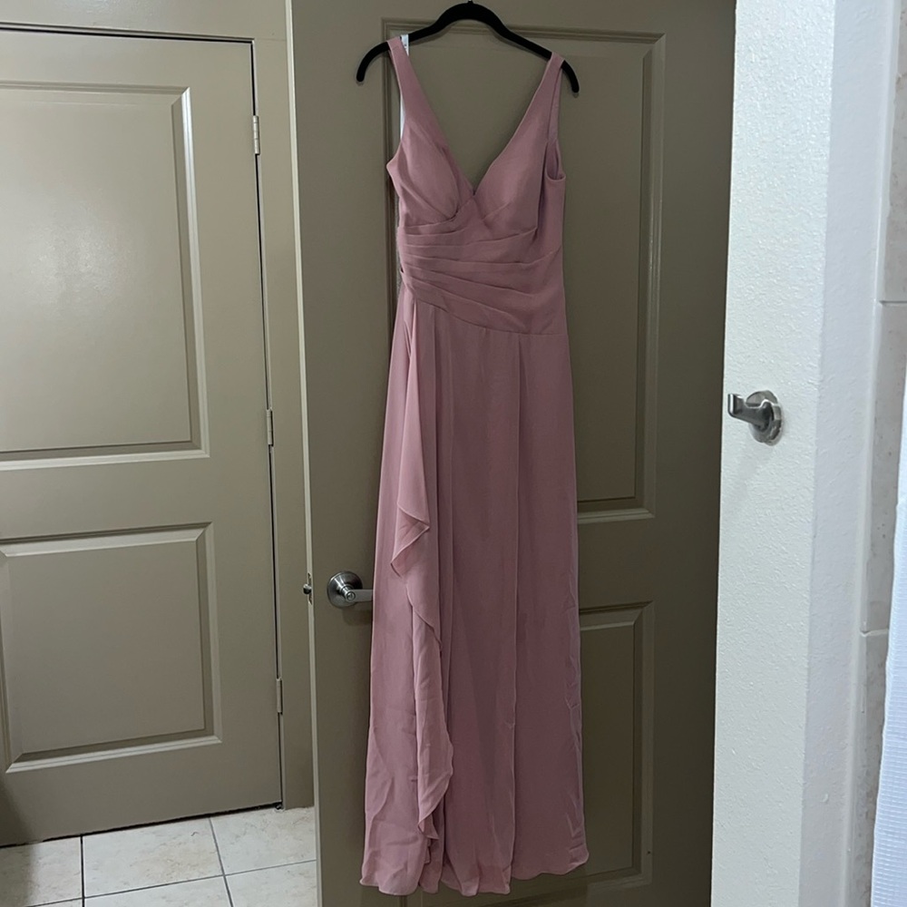 CALLING ALL BRIDESMAIDS!!
